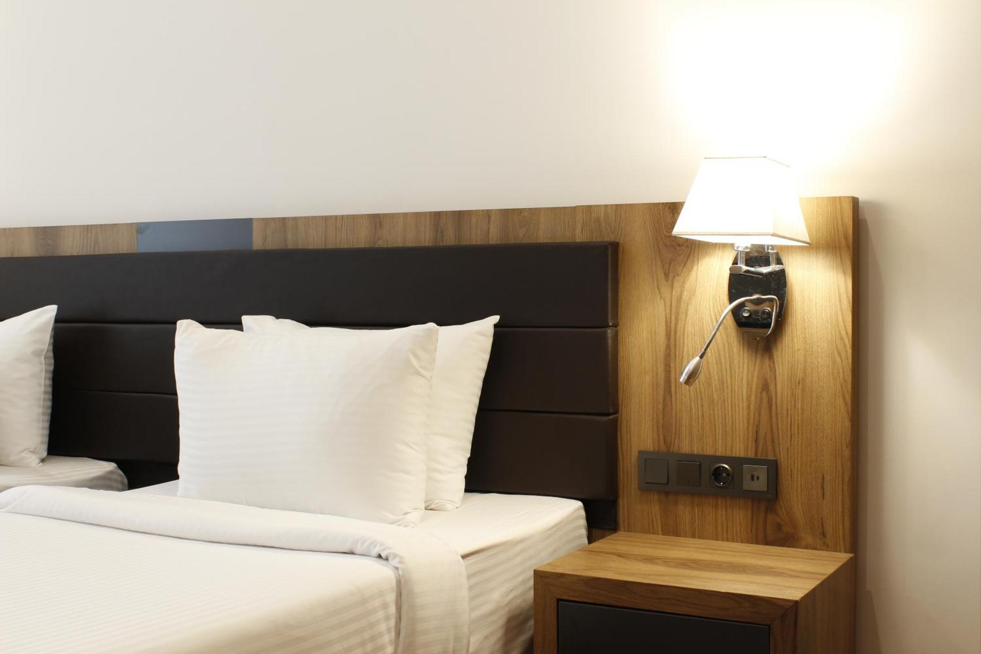 Hotel Ramada By Wyndham Karacabey Bursa Exterior foto