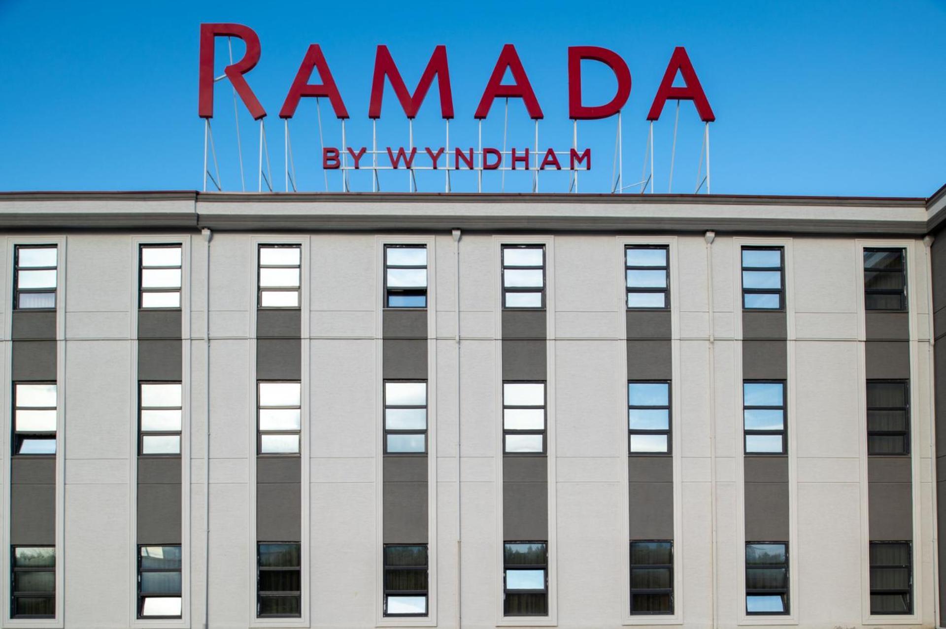 Hotel Ramada By Wyndham Karacabey Bursa Exterior foto